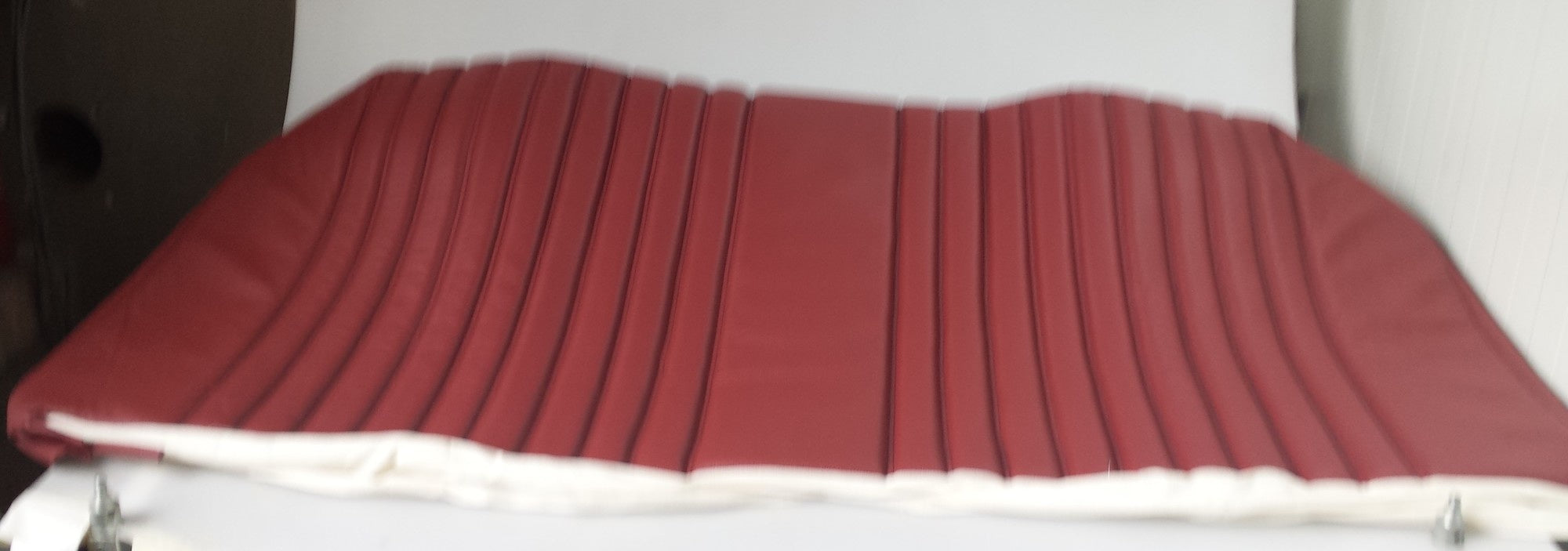Rear bench cover red leather Citroën ID/DS