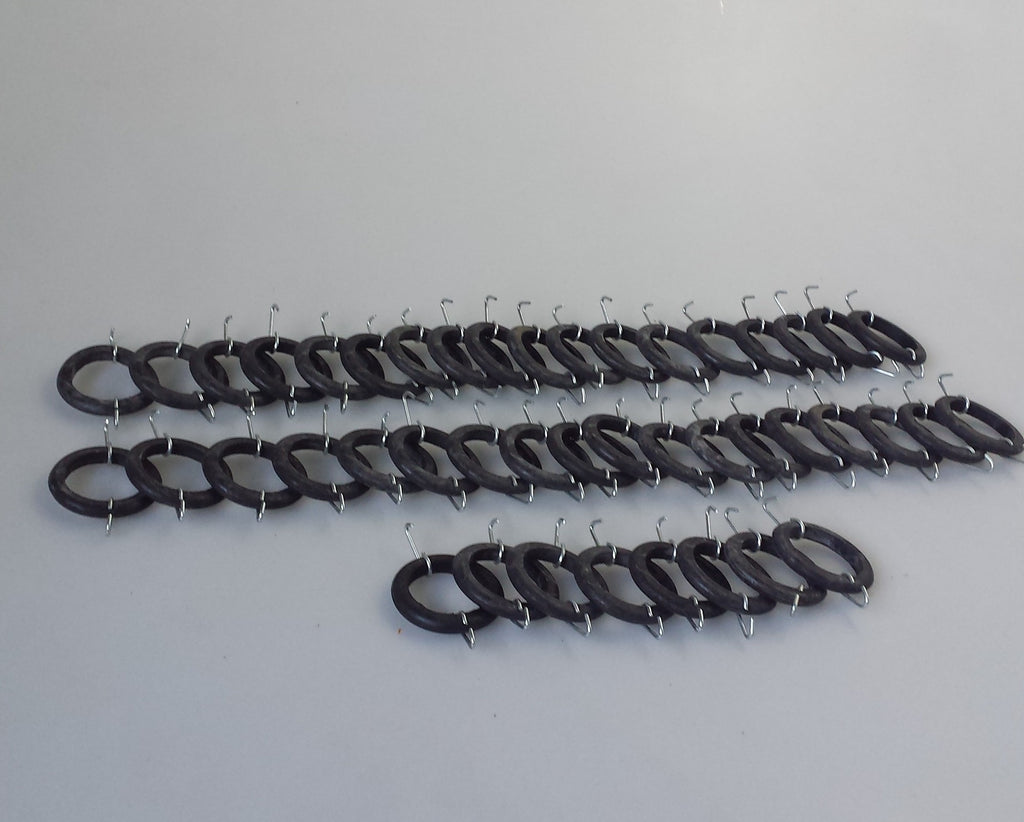 Set of 44 rubbers INCLUDING 2 short HOOKS for each rubber designed to suit the old type seat cover Citroën 2CV