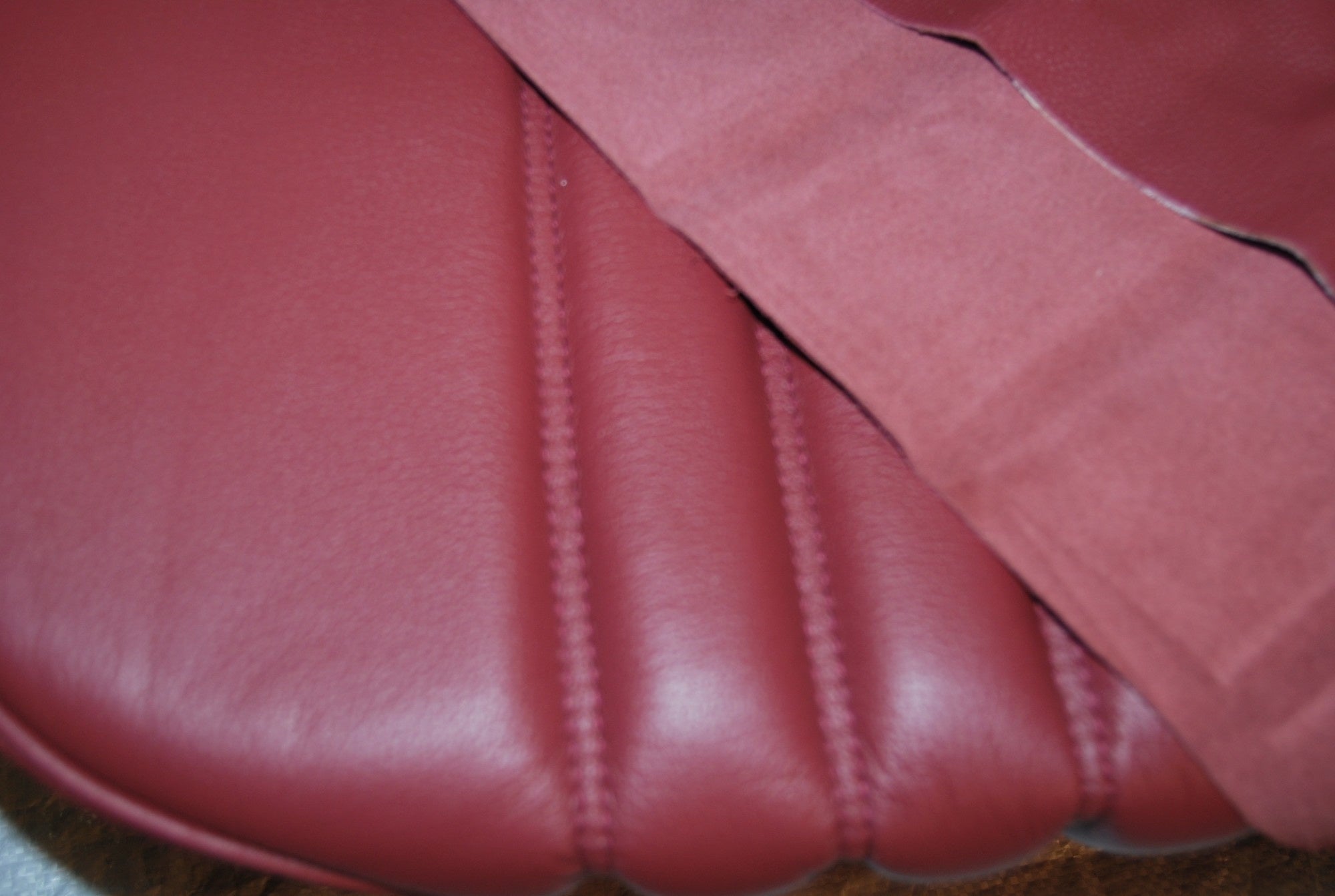 Front seat cover red leather for foam back Citroën ID/DS