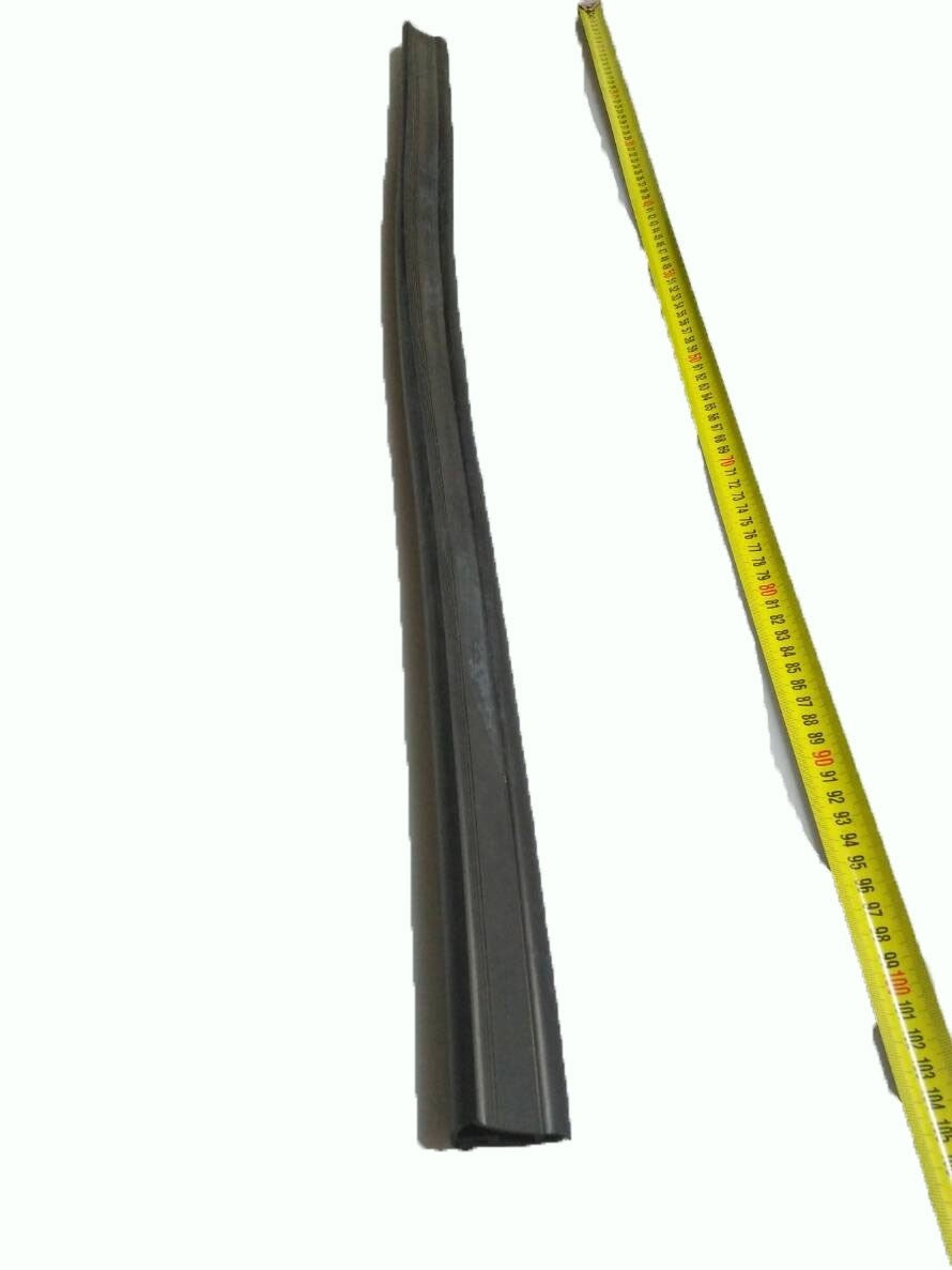 Horizontal rear door rubber inside Citroën ID/DS