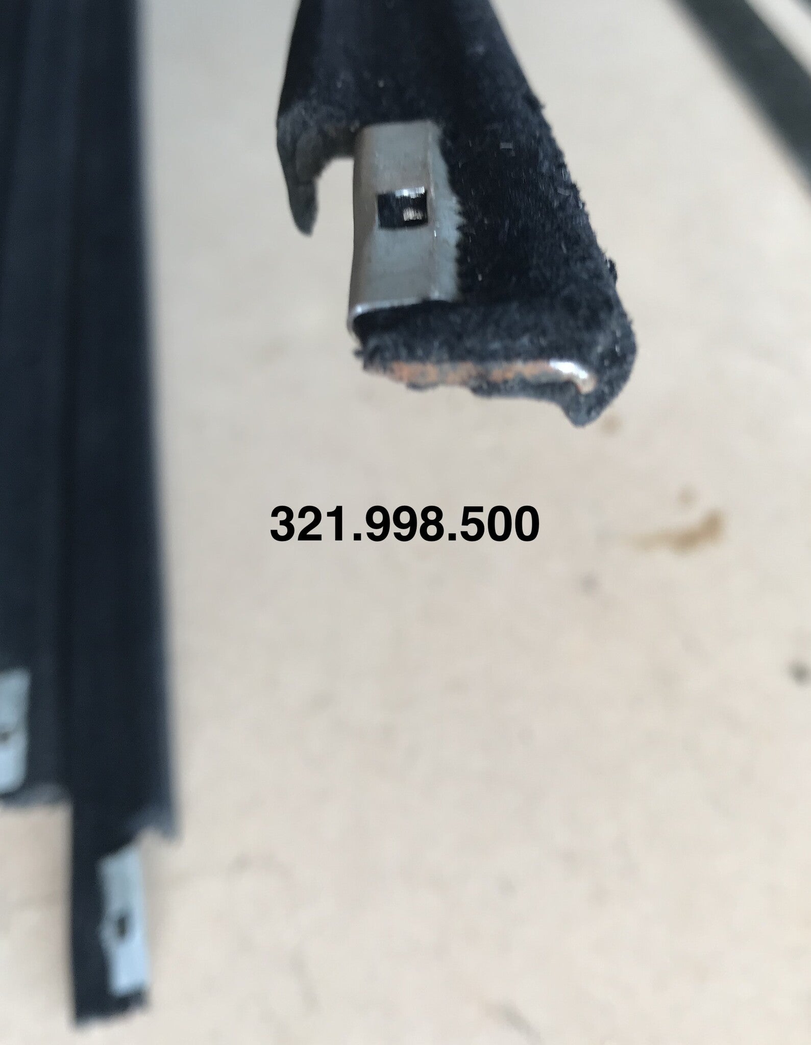 322.998.500: Window rubber set for the insides of the 4 doors, DS/ID.