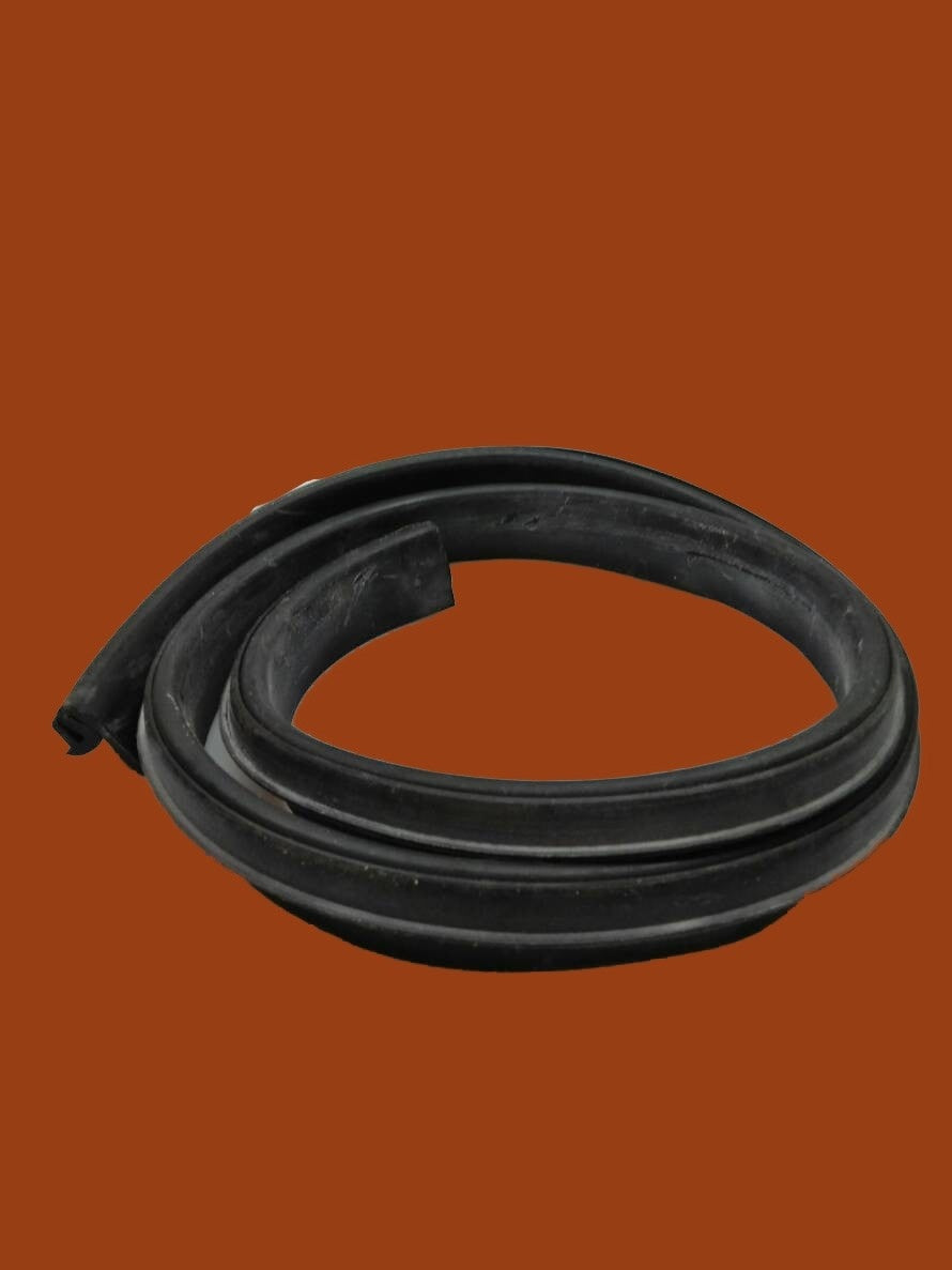 Rubber strip between front fender and front bonnet (L 1255) Citroën ID/DS