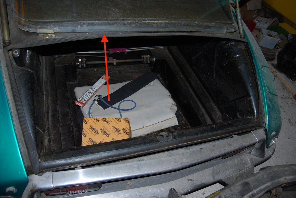 Rubber set under rear boot of Berline [4: 1 x L 1240 1 x L 1000 2 x L 600] Citroën ID/DS