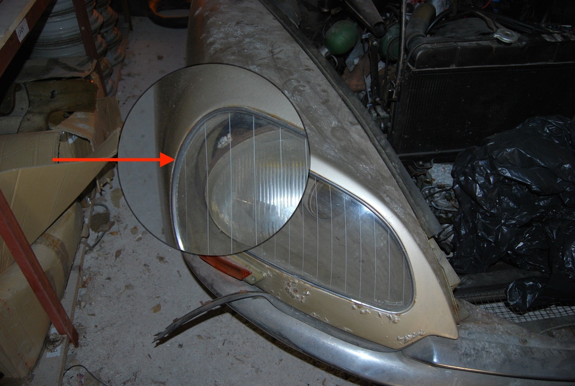 Headlamp glasses: Rim plastic Citroën ID/DS