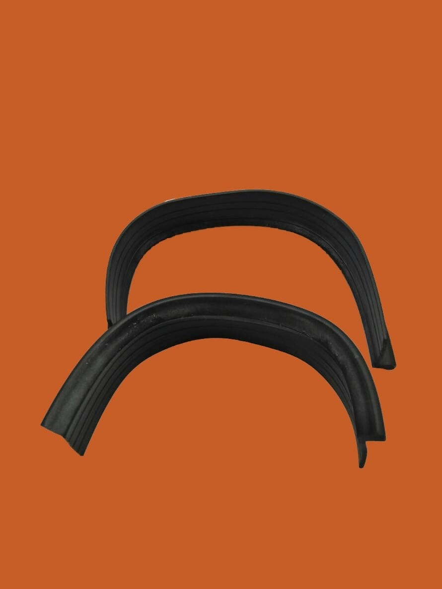 Rubber strip set on closing panel of front fender Citroën ID/DS