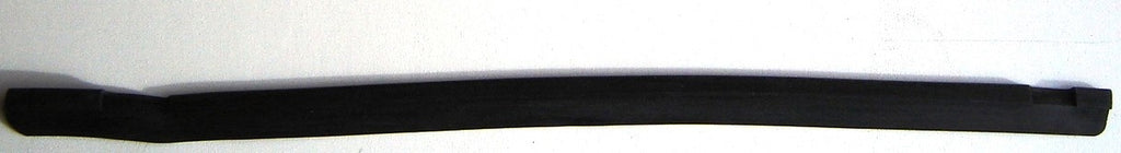 Rubber between front L fender and bumper from 69 Citroën ID/DS