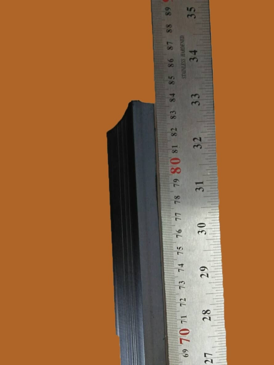 Sealing strip for the exterior rear door window Citroën ID/DS
