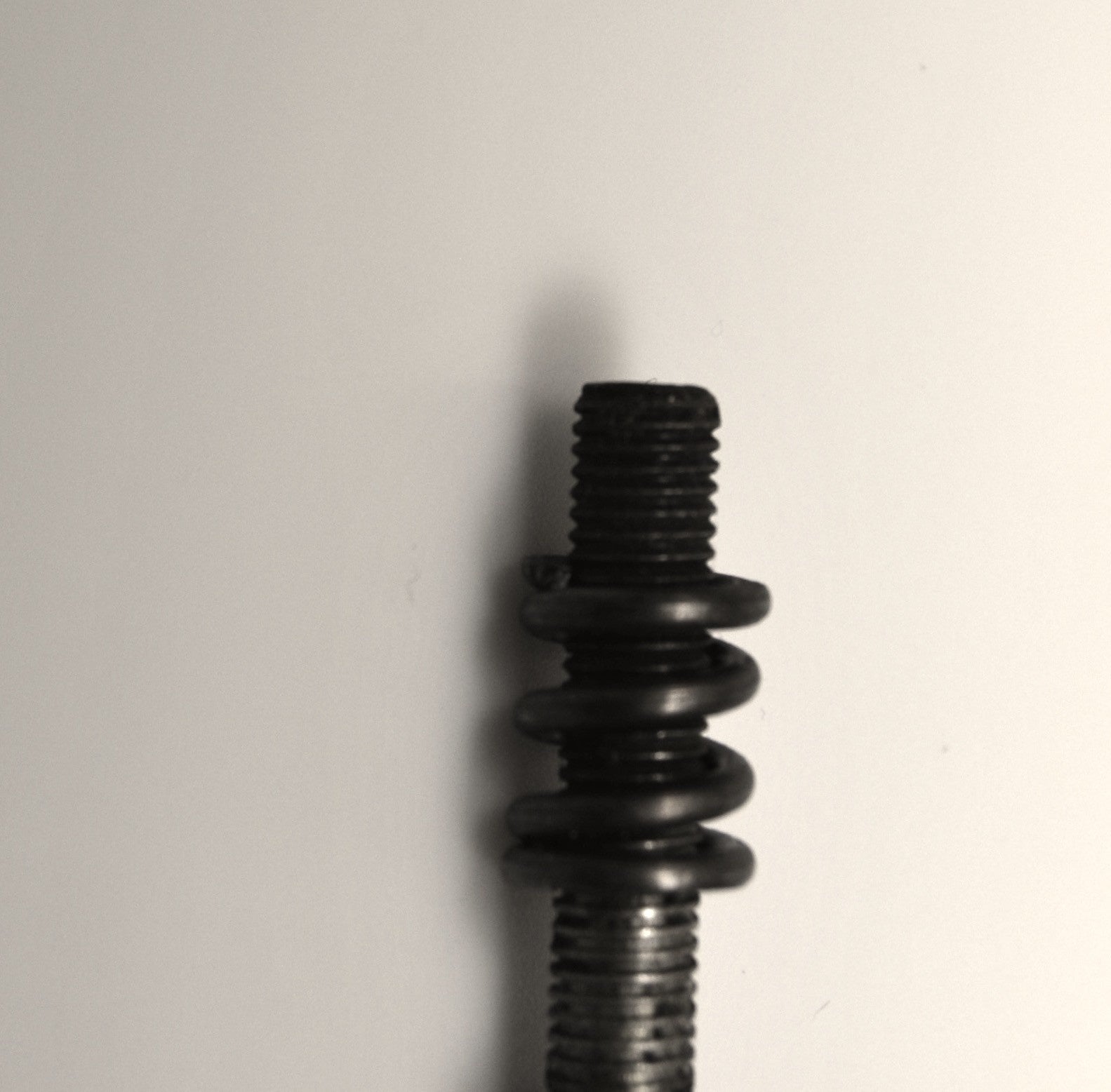 Spring (7mm) on battery stay (L 20) Citroën ID/DS  (X2)
