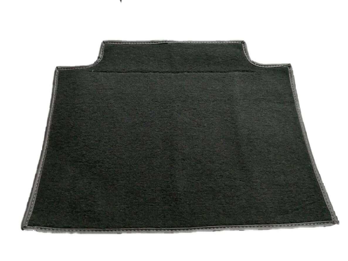 Carpet piece grey fastened to back of front seat Citroën SM