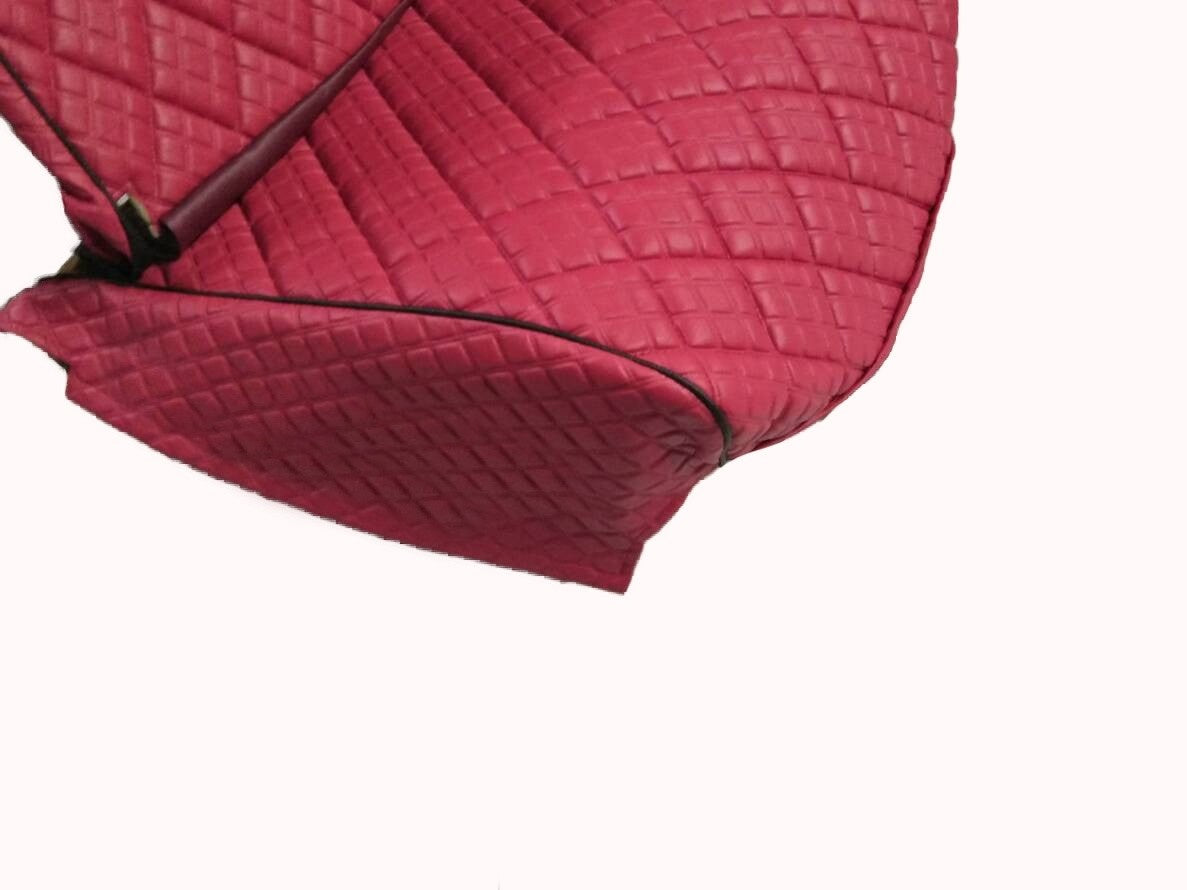 Sitzbezug vorne links 2 abgerundete Ecken in kräftigem Rot PVC Citroën 2CV