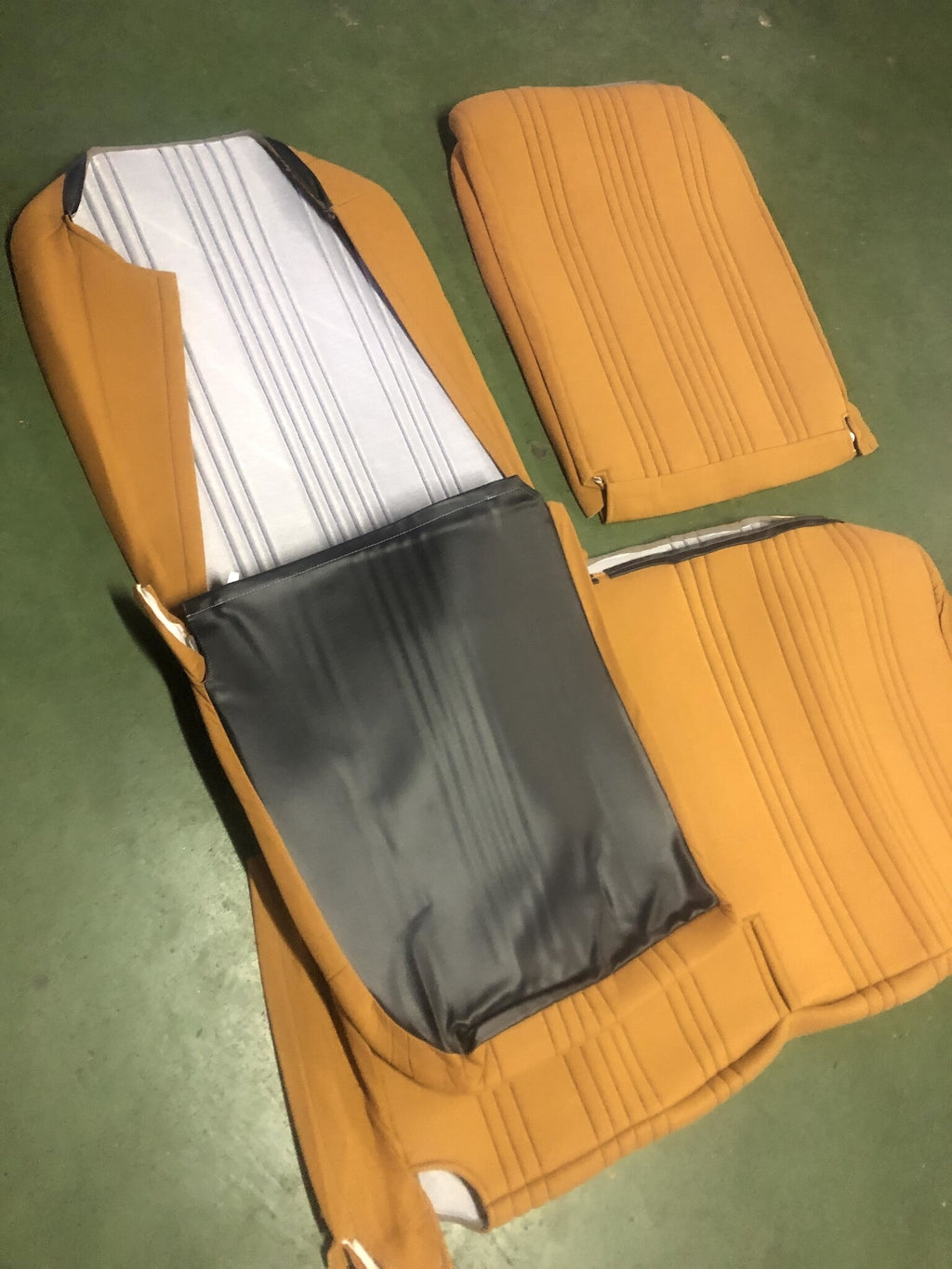 Set of 2 front seat covers (asymmetrical front seats) and 1 rear seat yellow fabric Citroën 2CV