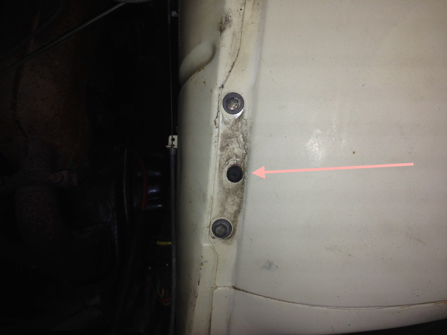 Rubber buffer on front fender under bonnet DYANE Citroën 2CV