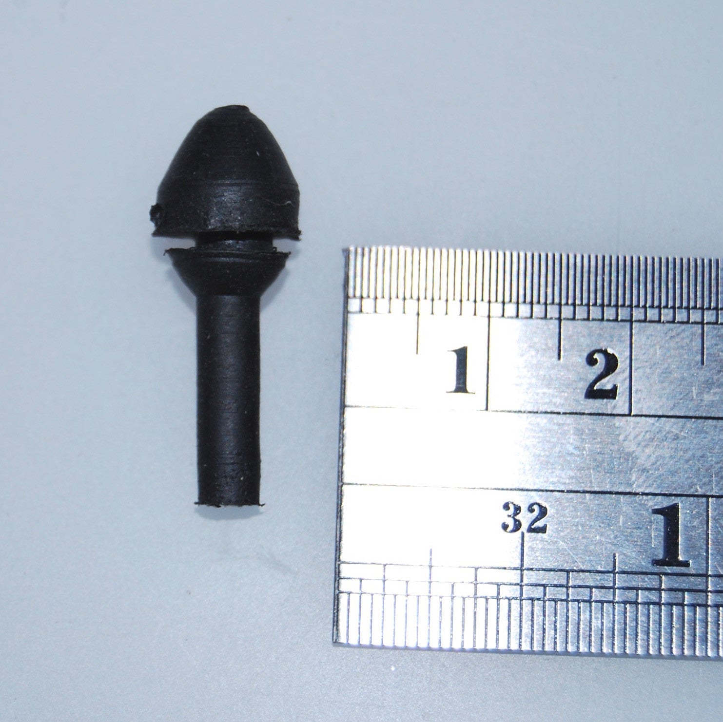 Rubber buffer height 8 mm diameter hole 5 mm