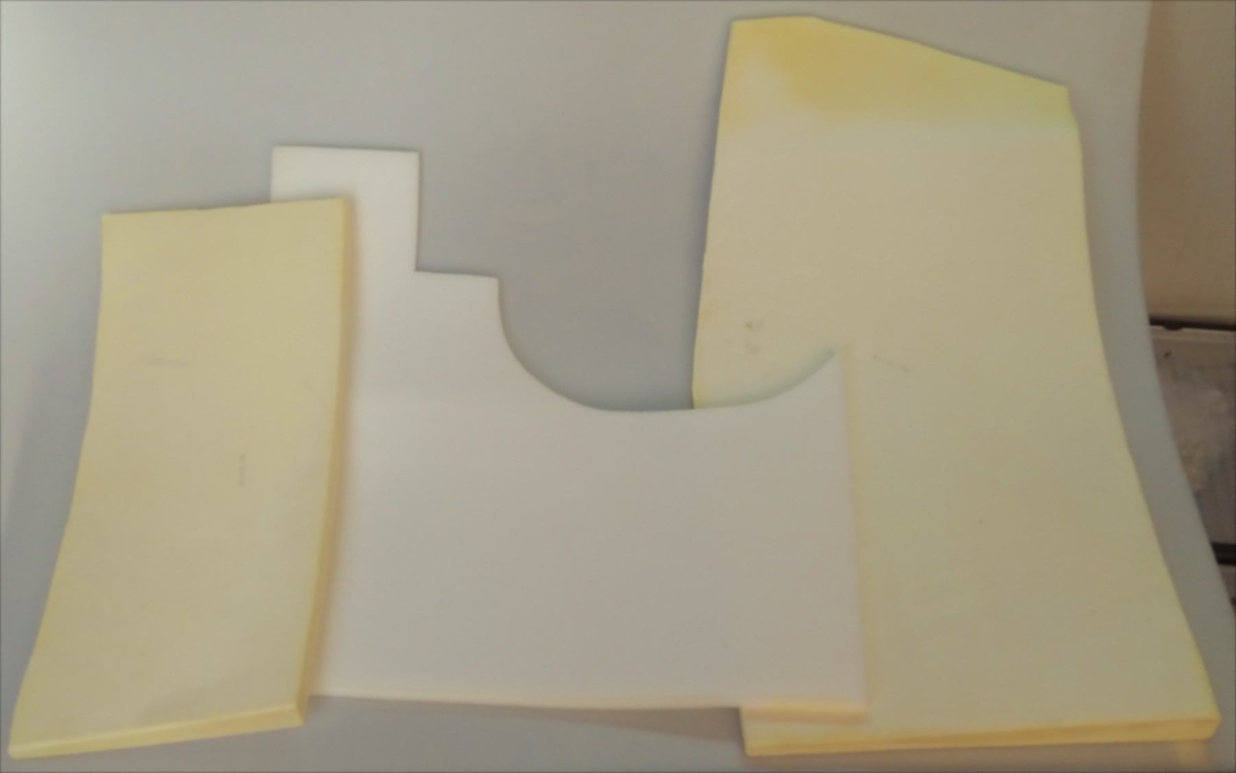 Set of foam pieces for under front mat Citroën ID/DS