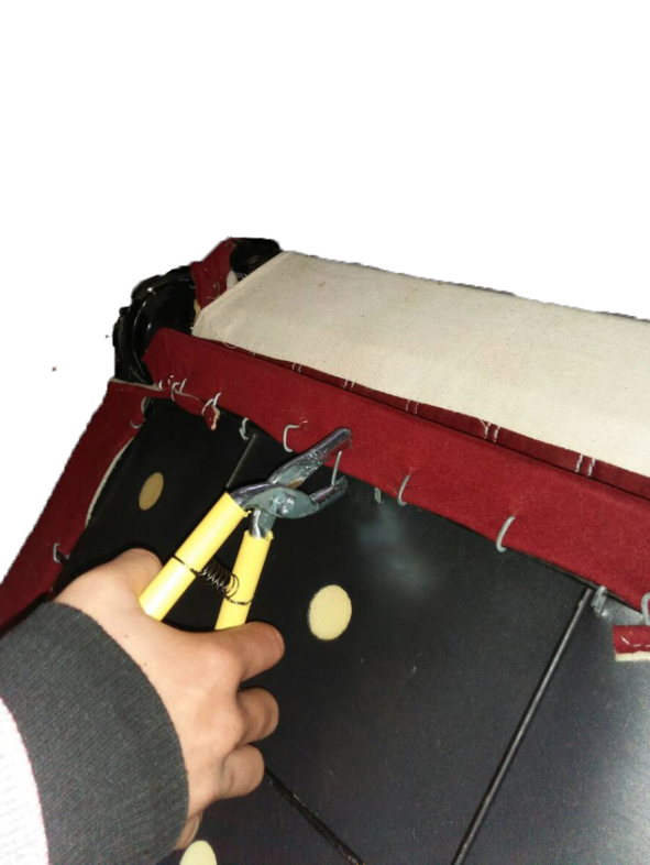 Hog ring pliers to mount seat covers